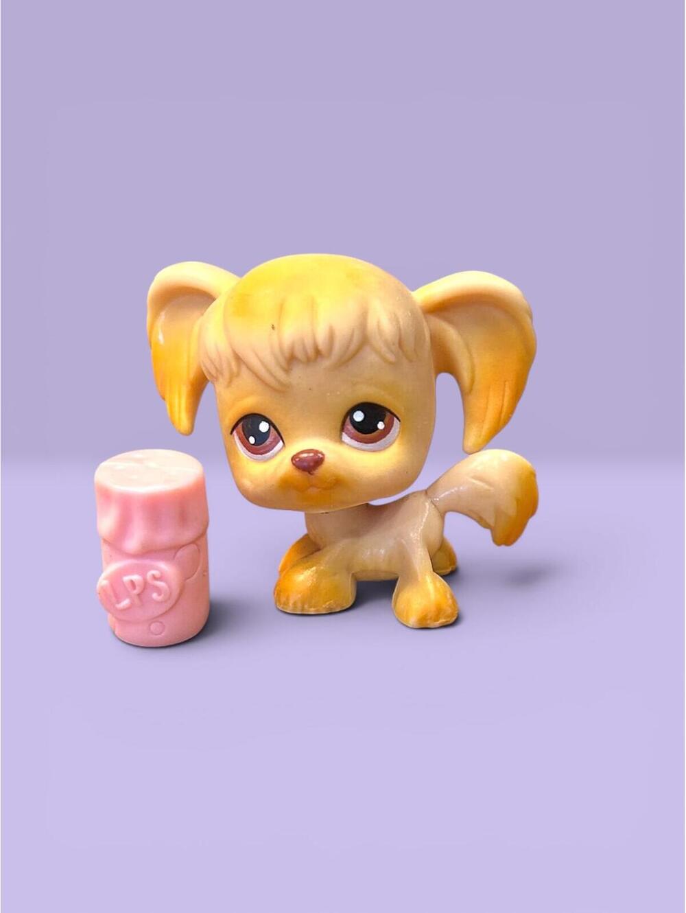 Littlest Pet Shop LPS Cocker Spaniel #26 with Cup Accessory